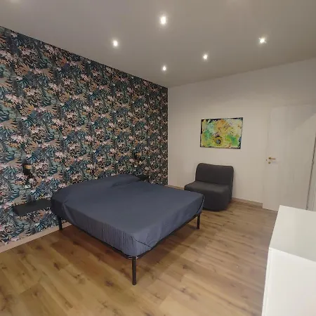 Apartman The First *