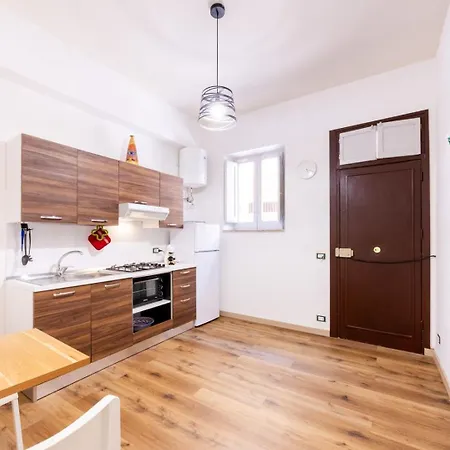 The First Apartamento *